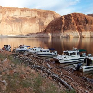 Left to right Monday morning in Explorer Canyon 9/26/11, Hunky Dory, Bosa Nova, C-View, Discovery, Rana Verde. Gypsy River Nauti-Gal and Kerri On arrived later Monday morning.
