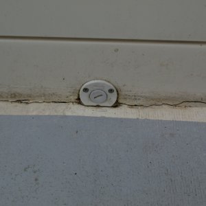 crack in back 2008