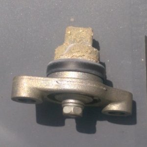 Media 'Internal upper anode before cleaning' in album 'Synchronizing the carbs -- 
Vacuum ports with manifold sealing bolts in place'