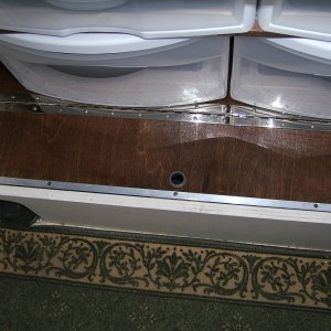 closer view - wooden cleat below prevents floor door-lid from dropping