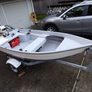 Media 'Interior. Basically just a dinghy!' in album '1995 C-Dory 10 foot Row Boat'