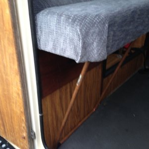 Media 'view from above' in album 'Upper mounting hardware'