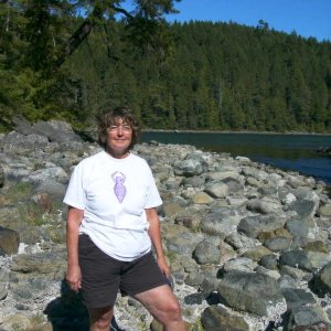 (TwoLuckyFish) Linda at Squirrel Cove