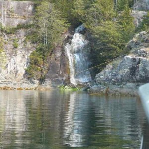 (TwoLuckyFish) Waterfall