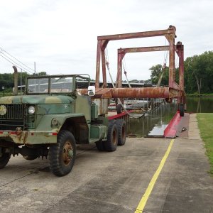 Missouri Redneck Travel lift...
