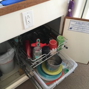 New self-suspended drawers