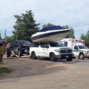 Media 'Accident in Garden City Utah' in album 'Who needs a trailer??'