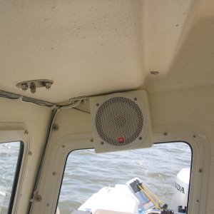 boat speaker 15-29-2006 003