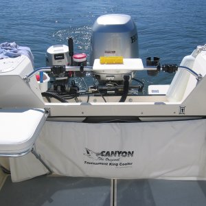Media 'Garelick gunwale jump seat and kill bag.' in album 'boat speaker 15-29-2006 003'