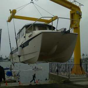 Launching the TC 255 with a hoist
