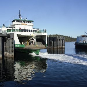 Washington State Ferry leaving Friday Harbor