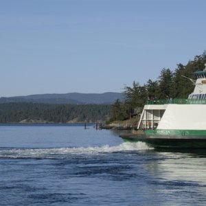 Washington State Ferry leaving Friday Harbor