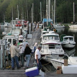 C-Pod at Cathlamet Marina