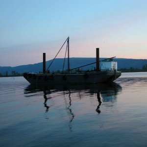 (Primative) barge