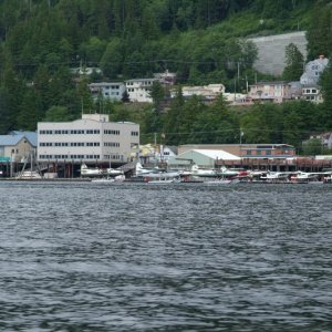 LOCKING FOR HARBOR.jpg