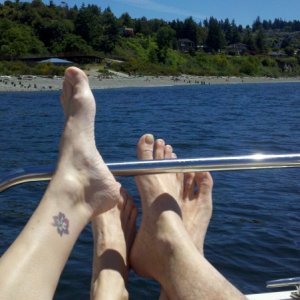 Media 'Lunch on the water.' in album 'Lunch on the water.'