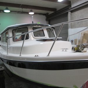 Starboard bow 12/31/13