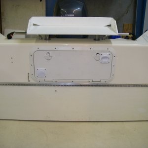 convertable fuel tank cover/bed