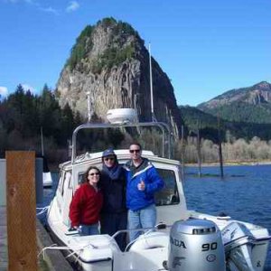 20060319 - 15 Columbia River Rooster Rock to Beacon Rock - Christy, Colin & John