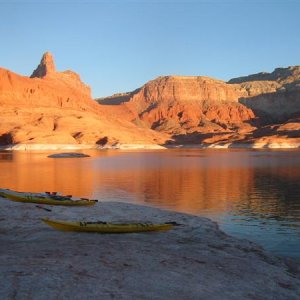 Media 'Lake.jpg' in album '103-0333_IMG.JPG'