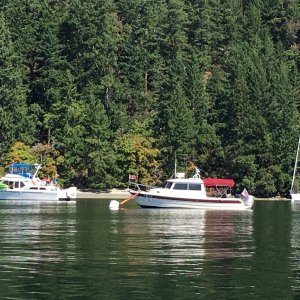 The system looks a bit peculiar but I?ll take that for a quiet night?s sleep. Plus it?s kind of fun when folks tootle past in their dinghy looking at it.