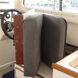 Media 'Removeable helm seat' in album 'image'