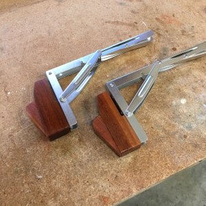 Hinges with 3 coats of spar varnish on the supports. Ready to be mounted.