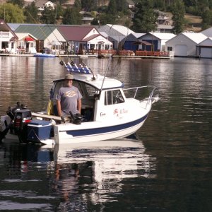 Chris on Mz Kaye - Bayview, Lake Pend Oreillie - 8-18-07