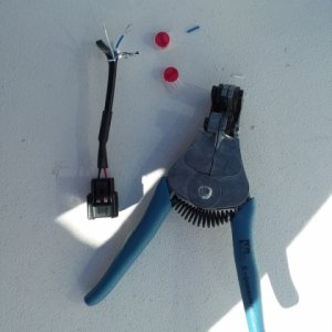 tiny sensor wires to thread through rigging tubes