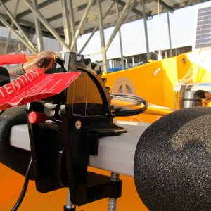 closer view of motor clamped to center seat