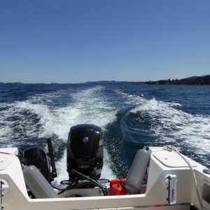 Cruised this speed, about 8.5 to 10 knots all the way to Denman Island.