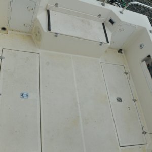Tomcat 255 Fishboxes