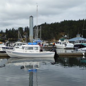 A stop a Friday Harbor for lunch and ice cream cones