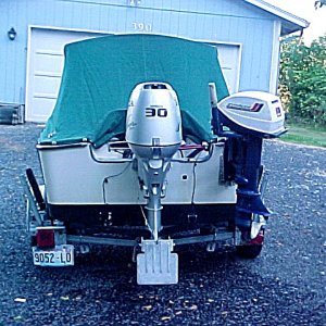Media 'MVC-001F' in album '1996 14 foot C-Dory'