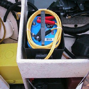 auxilary battery.jpg