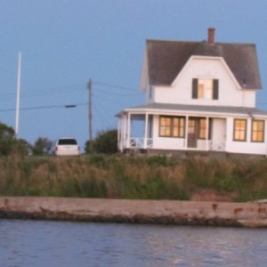 House overlooking the action in the salt pond