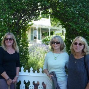 The Devil Sisters back in town!