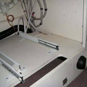 Cabin Hot air duct