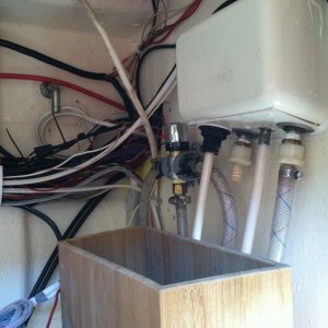 Pull string and 12/3 cable that runs to transom battery compartment
