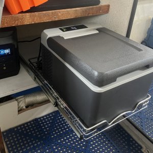Media 'Ecoflow Delta Mini and a 12v fridge \\ freezer on a sliding tray' in album 'AGM upgrade'