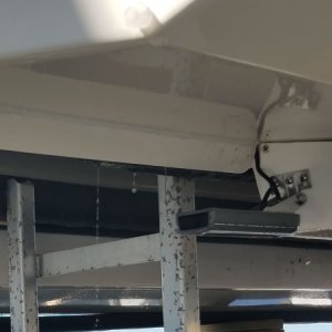 Transom mount transducer placement.