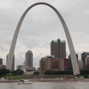 Media 'Falcon Arch' in album 'Alton Marina'