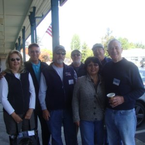 19 May 2012 Friday Harbor
This is how the group photo
started and then it grew...
See the next photo...