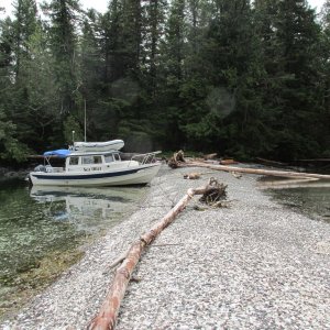 Islet on northern tip of Fin Island west of Curlew Bay (Cridge Passage)