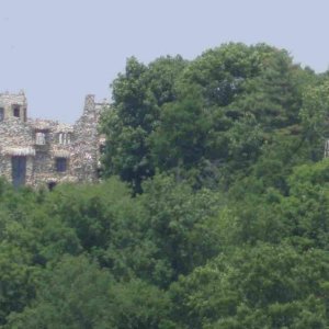 1p Gillette Castle