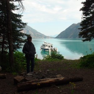 Media 'Jo-Lee and the Hunkydory at Trailhead to the Llewellyn Glacier' in album 'The mob at the Skagway, Alaska docks'