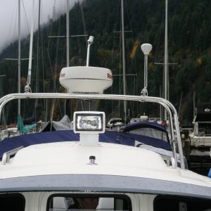 High Arch w/Raymarine Radar and 135 SL Searchlight