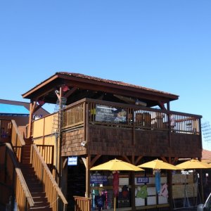 Fridays Crabhouse for lunch