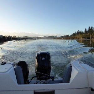 Media 'Flat calm in the canal' in album 'Waking up Cap Sante Sunday morning'