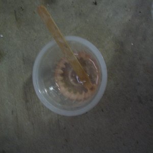 epoxy and hardner mixed in cup